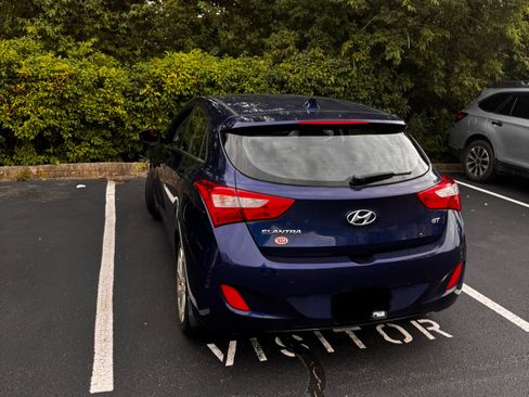 Used 2013 Hyundai Elantra GT w/ Touch & Go Pkg image 16