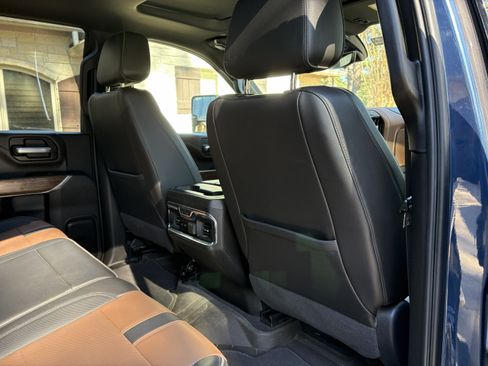 Used 2021 Chevrolet Silverado 3500 High Country w/ Z71 Off-Road Package image 18