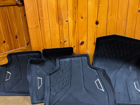 Used 2025 BMW X7 xDrive40i w/ Premium Package image 22