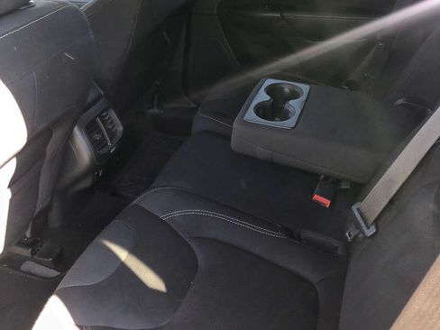 Used 2017 Jeep Cherokee Latitude image 14