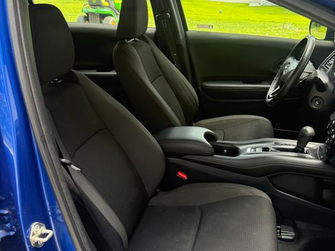 Used 2019 Honda HR-V Sport image 4