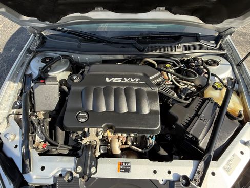 Used 2016 Chevrolet Impala Limited LS image 20