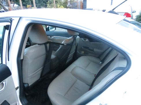 Used 2015 Honda Civic Hybrid Sedan image 20