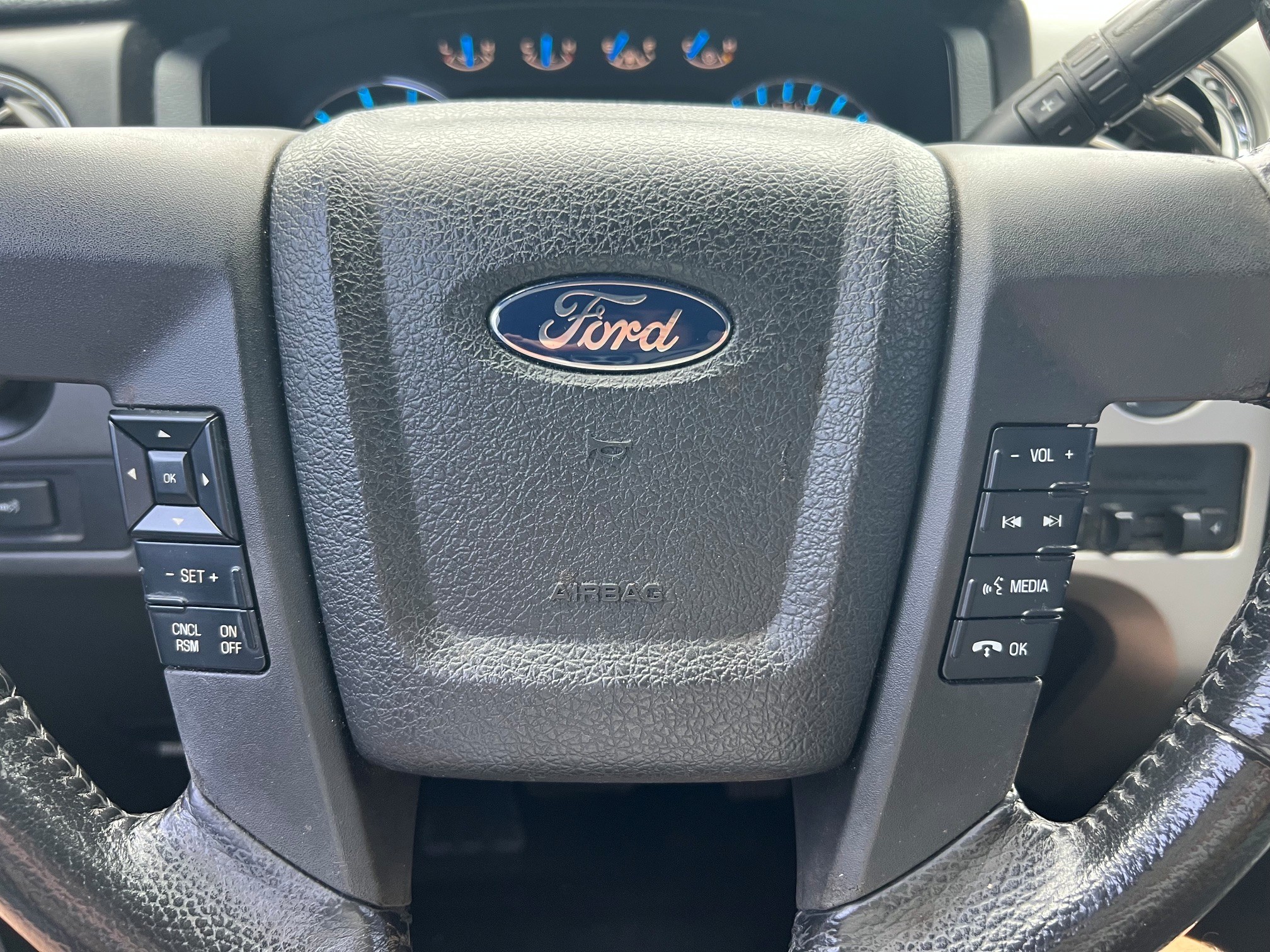 Used 2013 Ford F150 XLT w/ Luxury Equipment Group AWD/4WD image 11