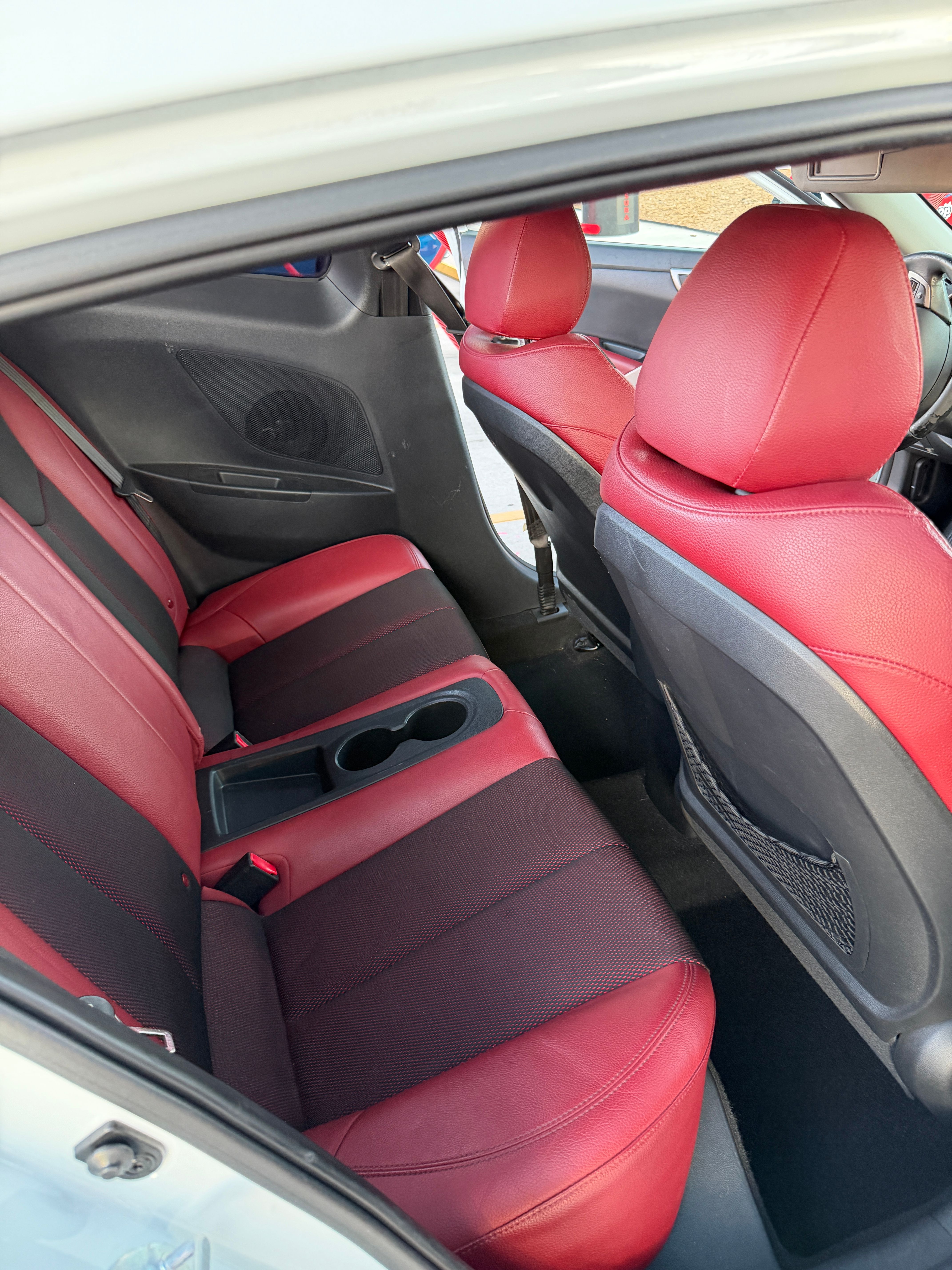 Used 2013 Hyundai Veloster w/ Style Pkg FWD image 14