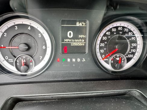 Used 2015 RAM 1500 Express image 12