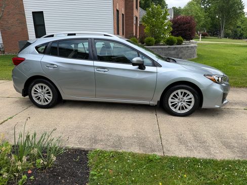 Used 2017 Subaru Impreza 2.0i Premium AWD/4WD image 16