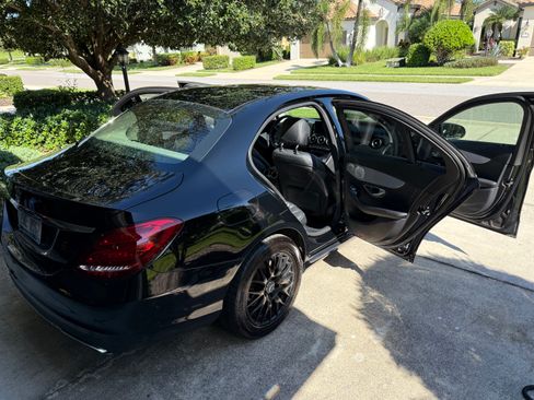 Used 2016 Mercedes-Benz C 300 C 300 4MATIC Sedan 4D image 9