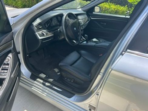 Used 2013 BMW 550i Sedan RWD image 14