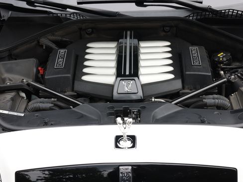 Used 2014 Rolls-Royce Wraith RWD image 15