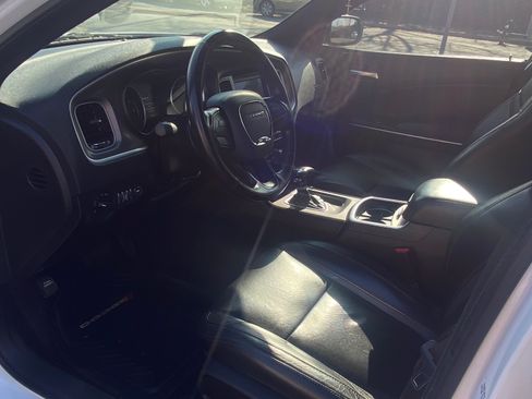 Used 2022 Dodge Charger SXT w/ Leather Interior Group image 6