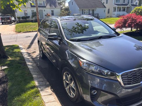 Used 2019 Kia Sorento EX AWD/4WD image 1