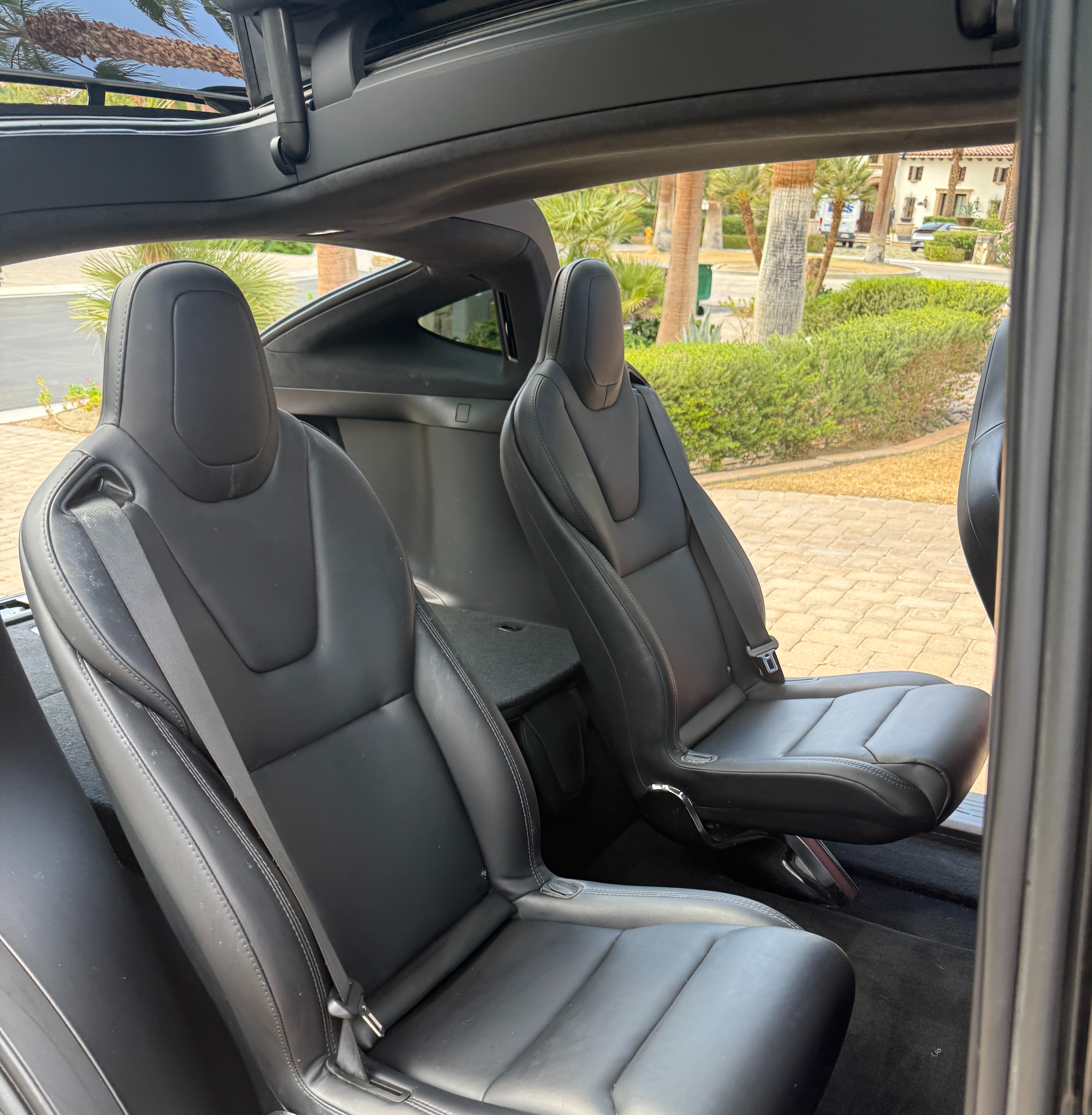 Used 2018 Tesla Model X 75D AWD/4WD image 19