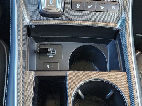 Used 2023 Hyundai Santa Fe Limited image 10