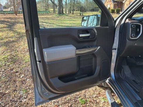 Used 2021 Chevrolet Silverado 1500 LT w/ All Star Edition Plus image 13