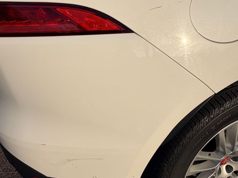 Used 2019 Jaguar F-PACE Prestige image 20