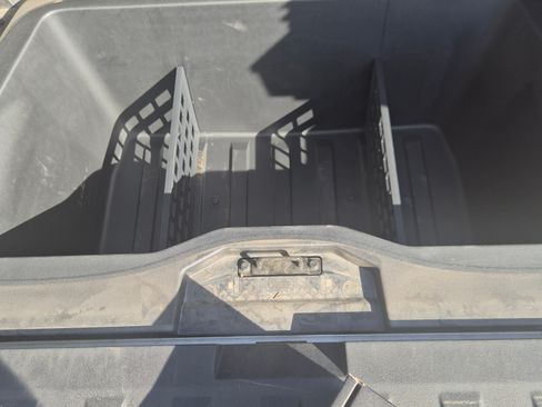 Used 2024 Tesla Cybertruck AWD Crew Cab image 21