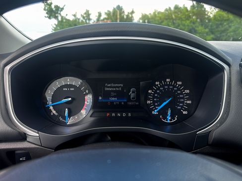 Used 2016 Ford Fusion SE image 14