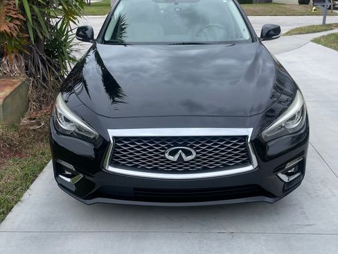 Used 2019 INFINITI Q50 Luxe w/ Essential Package (3.0T Luxe) image 8
