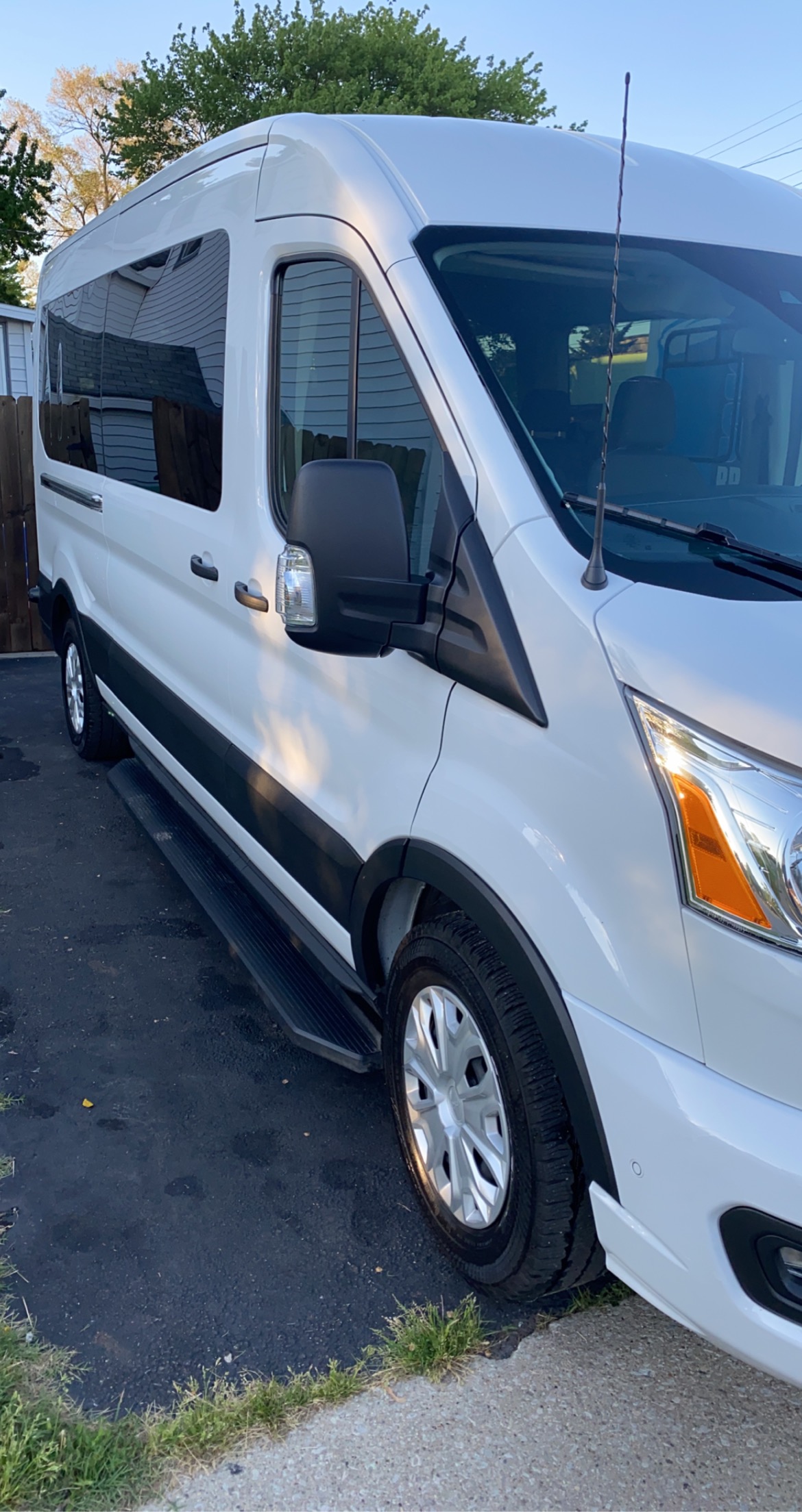 Used 2020 Ford Transit 350 XLT RWD image 1