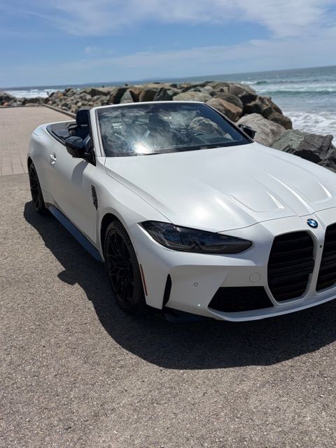 Used 2022 BMW M4 xDrive Competition w/ Executive Package AWD/4WD image 1