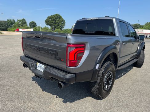 Used 2024 Ford F150 Raptor w/ Equipment Group 803A Raptor R AWD/4WD image 9