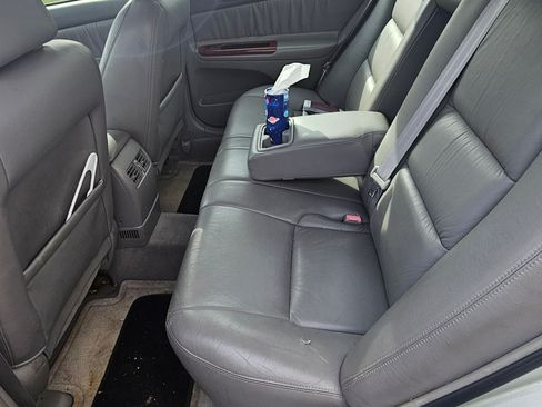 Used 2002 Toyota Camry XLE image 6