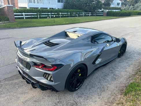 Used 2024 Chevrolet Corvette Stingray Premium Conv w/ Z51 Performance Package image 6