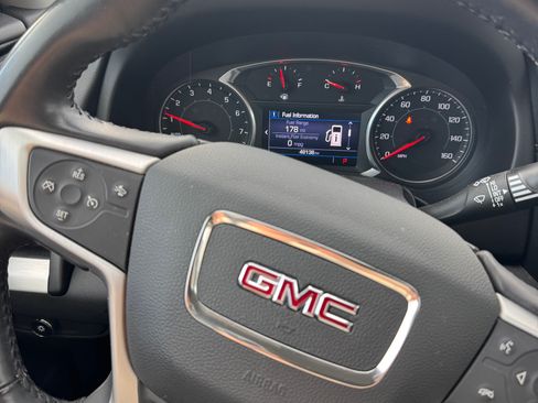 Used 2021 GMC Terrain SLE image 16