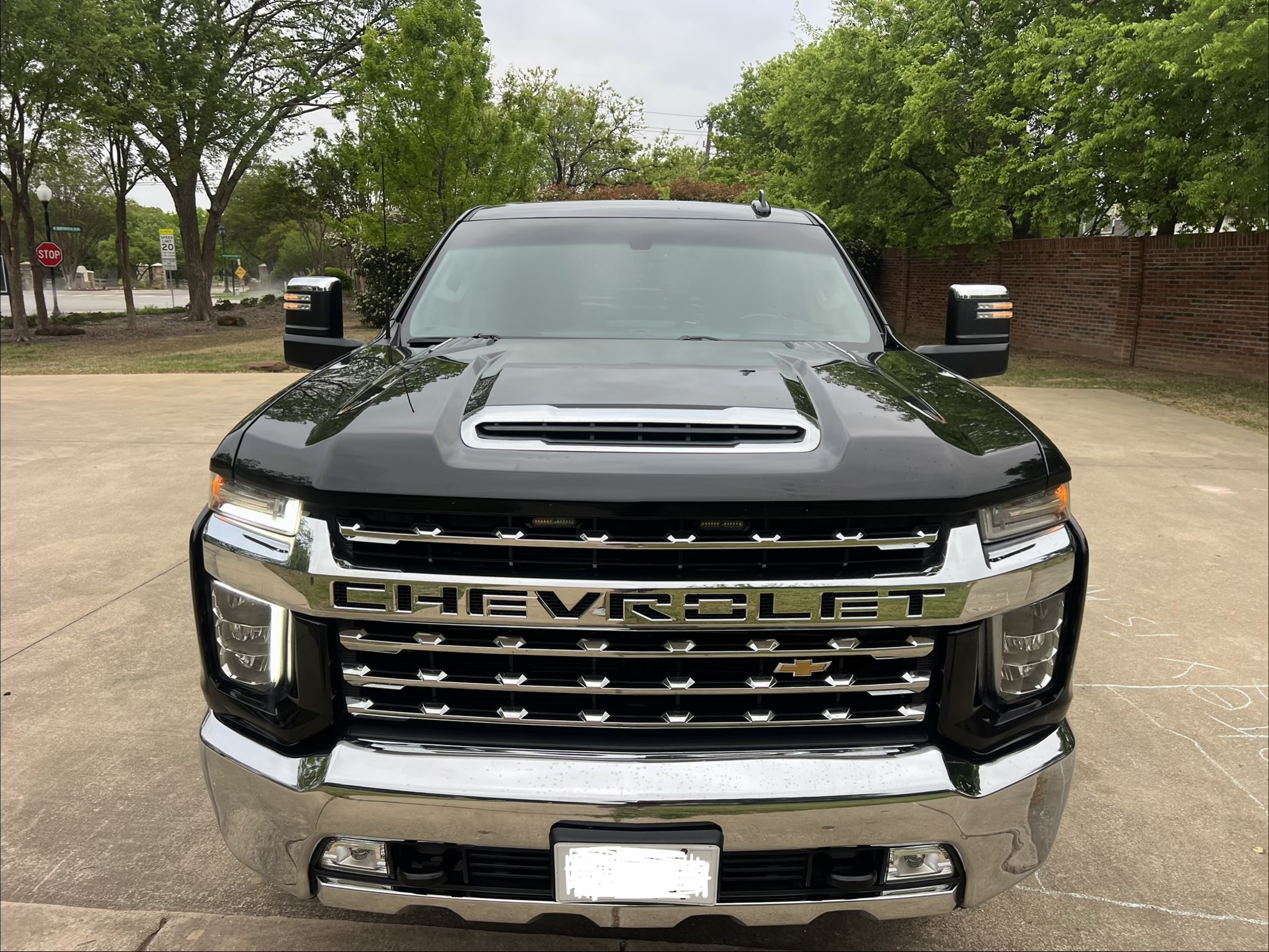Used 2020 Chevrolet Silverado 2500 LTZ AWD/4WD image 1