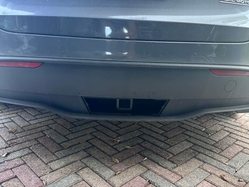 Used 2022 Tesla Model Y Performance image 13