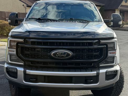 Used 2022 Ford F250 Lariat w/ Tremor Off-Road Package image 4