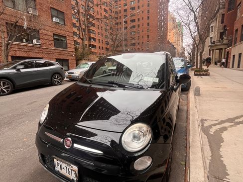 Used 2015 FIAT 500 Sport w/ Comfort/Convenience Group image 5