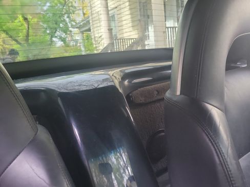 Used 2004 Chevrolet SSR w/ Preferred Equipment Group image 15