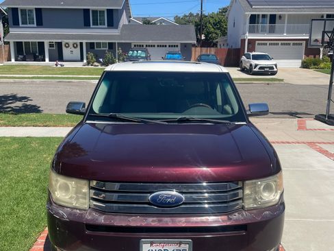 Used 2011 Ford Flex Limited FWD image 8