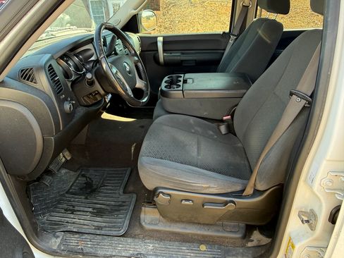 Used 2008 Chevrolet Silverado 1500 LT w/ All Star Edition image 2