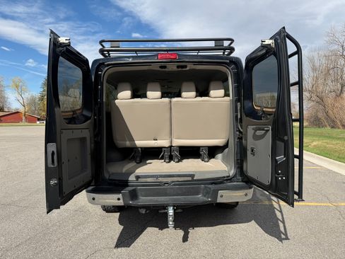 Used 2021 Nissan NV 3500 SL RWD image 28