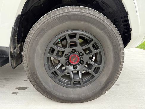 Used 2021 Toyota 4Runner SR5 image 14