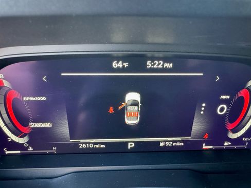 Used 2024 Nissan Rogue Platinum FWD image 9