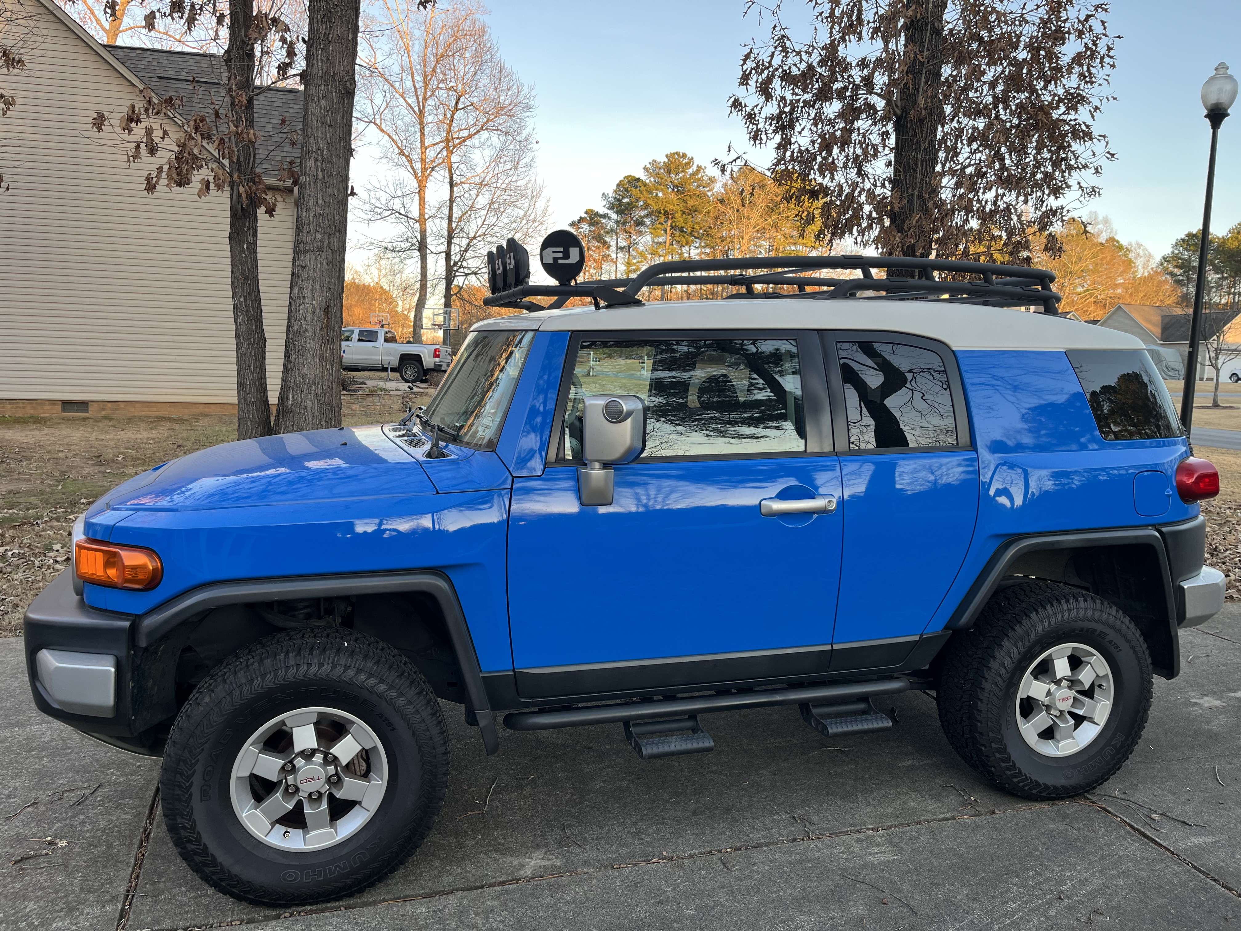 Used 2007 Toyota FJ Cruiser 4WD image 29