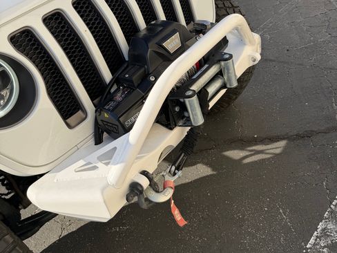 Used 2018 Jeep Wrangler Unlimited Rubicon image 19