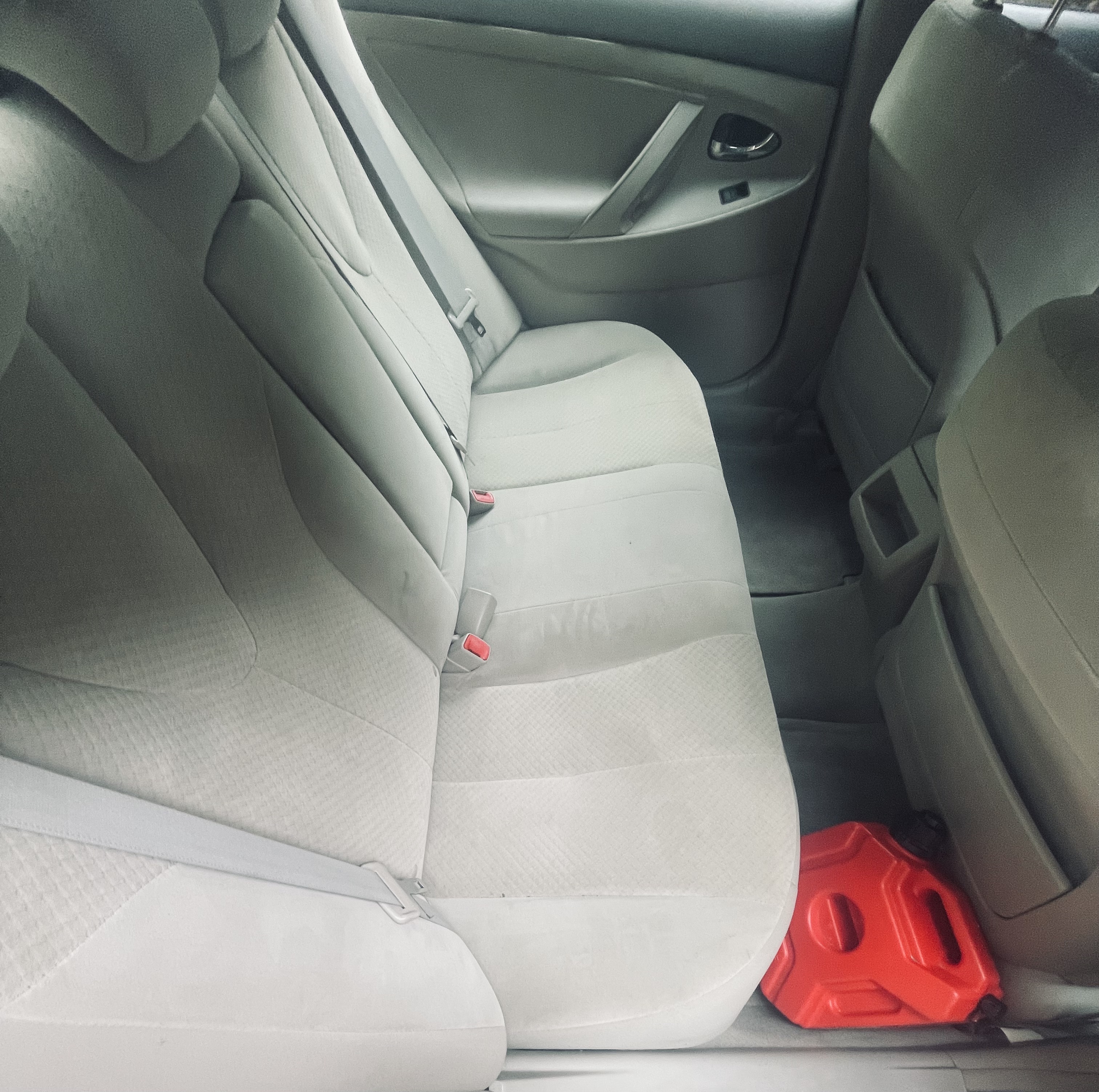 Used 2009 Toyota Camry LE FWD image 8