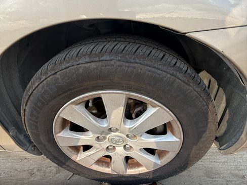 Used 2008 Toyota Camry XLE FWD image 16