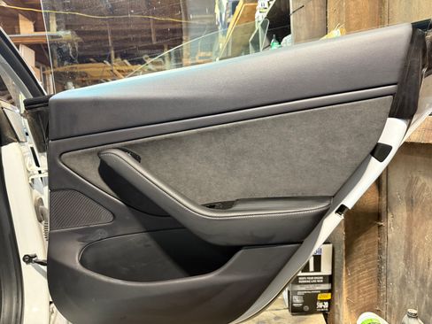 Used 2019 Tesla Model 3 Long Range image 15