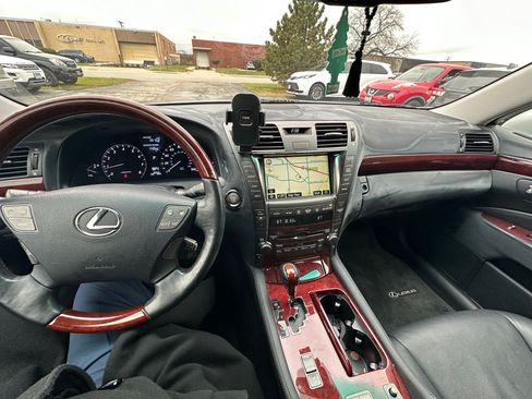 Used 2007 Lexus LS 460 460 Sedan 4D image 8