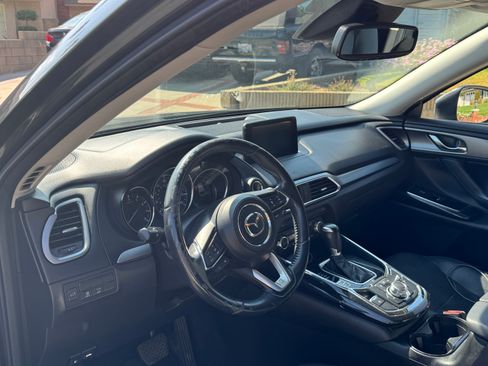 Used 2018 MAZDA CX-9 Touring image 15