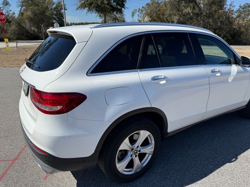 Used 2018 Mercedes-Benz GLC 300 image 18