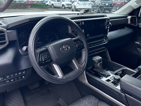 Used 2022 Toyota Tundra SR5 image 17