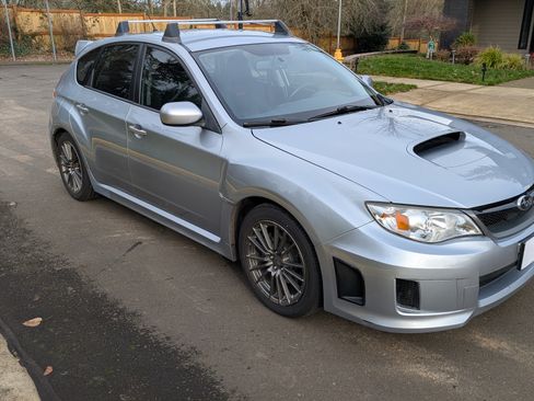 Used 2014 Subaru Impreza WRX Hatchback image 4