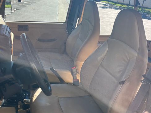 Used 1999 Jeep Wrangler Sport image 12